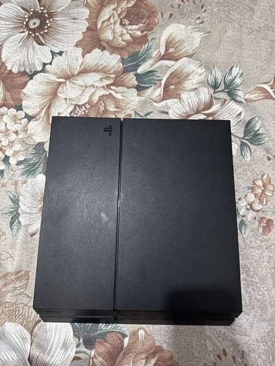 Ps4 fat 1 TB with box