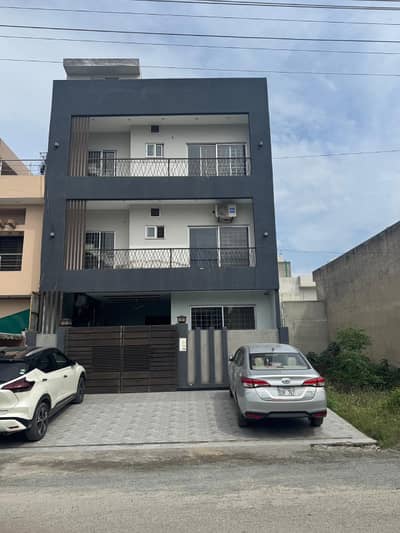 7 MARLA TRIPLE UNIT HOUSE FOR SALE