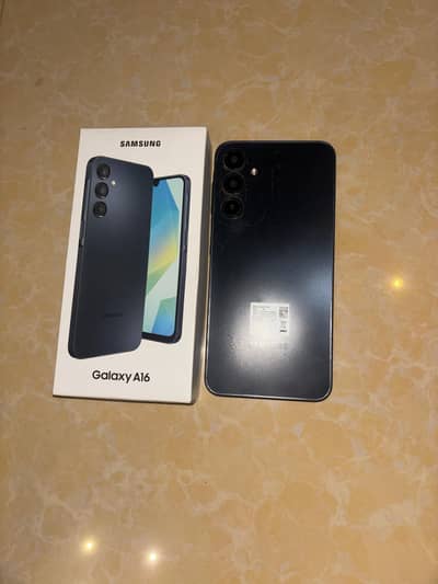 samsung A16 in black color in good condition