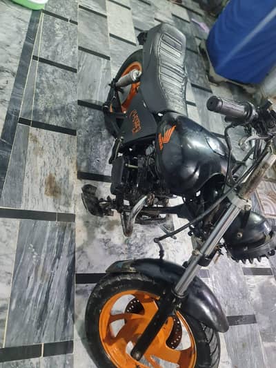 6 gear manual ha  duel exost system ha Sc project ka copy hstamp aval