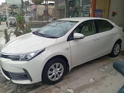 Toyota corolla Gli 1.3 automatic Model year 2019 Lahore Registered