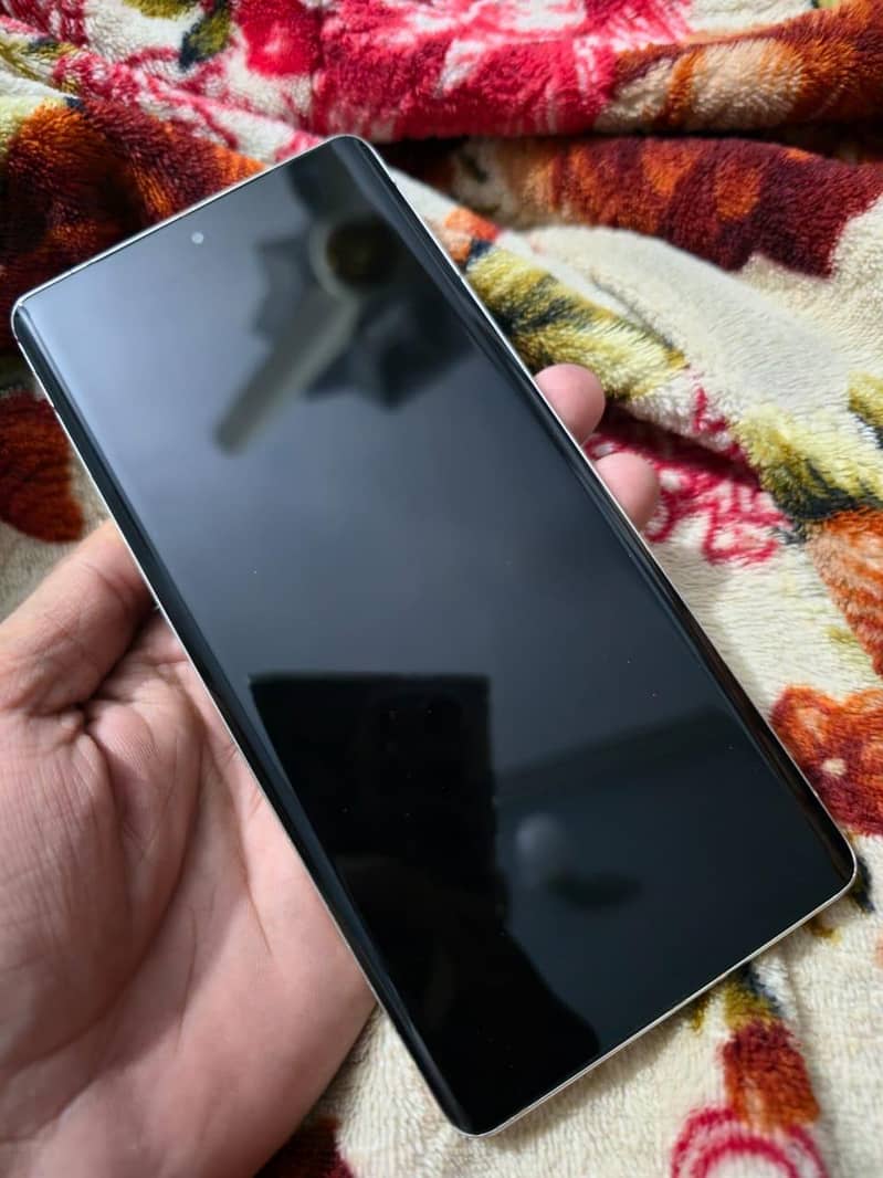 Google Pixel 7 pro 6