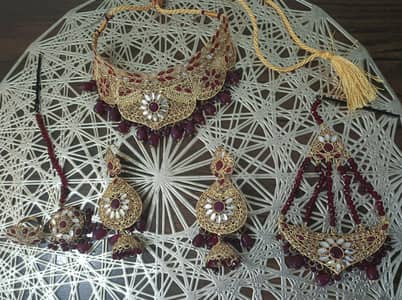 ideal for classic, traditional designs passed through generations.