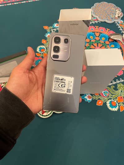 Infinix note 50 pro 8/256