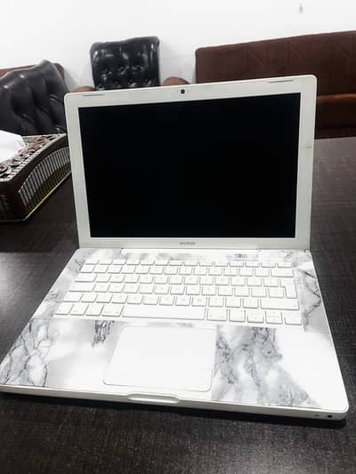 Apple MacBook A1181