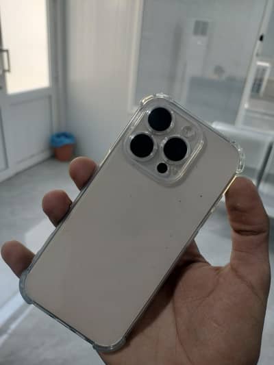 Iphone 16 Pro 100% health