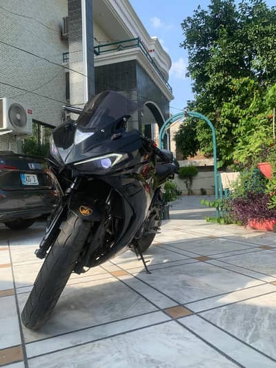 heavy bike yammah r1