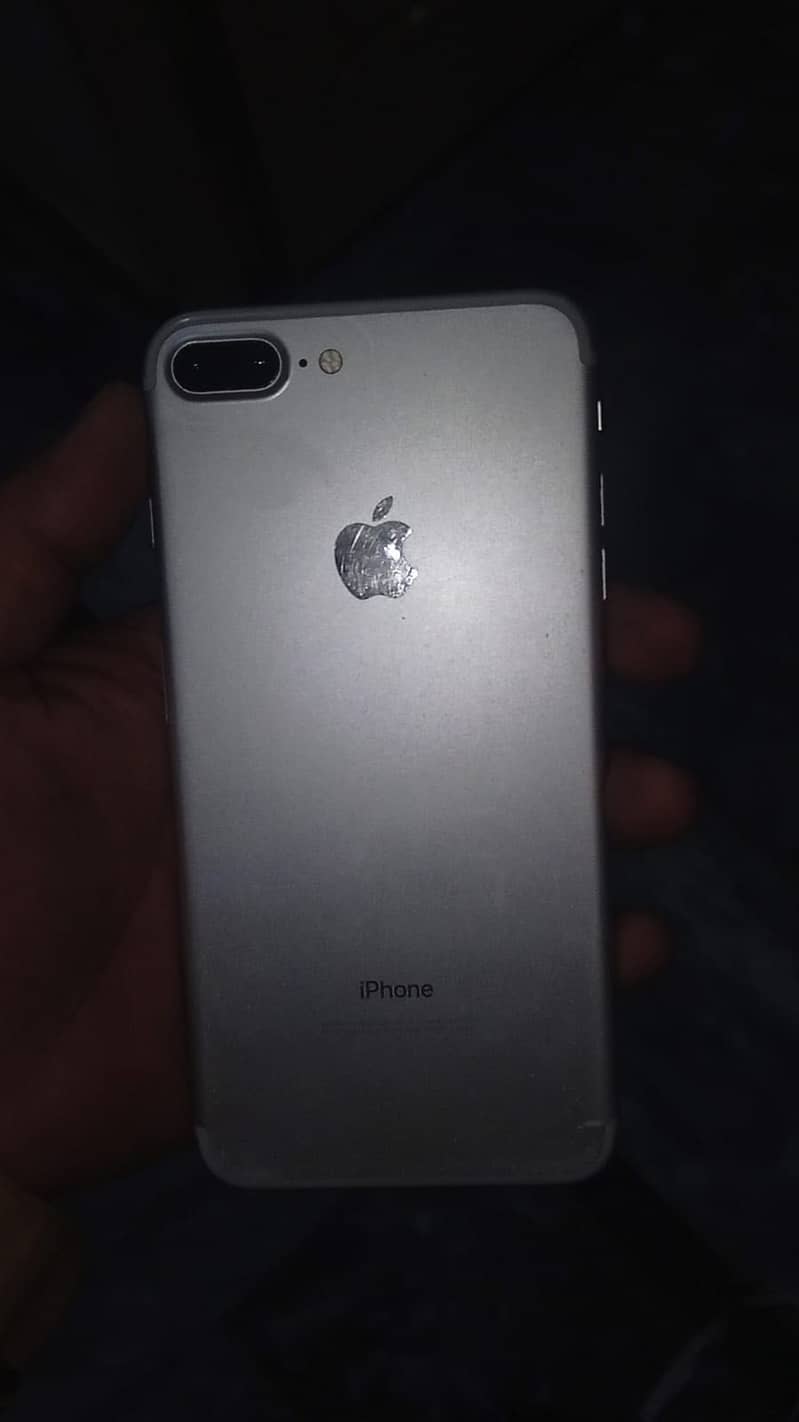 iPhone 7 plus 1