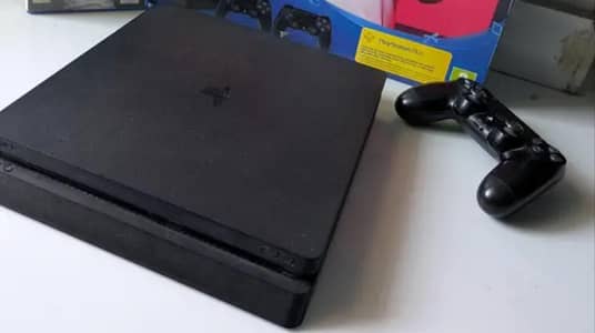 Ps4 Slim 512 Gb |Non jail break |Mint Condition|With Original box