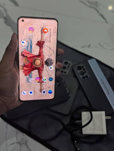 One plus 9 pro Clear display