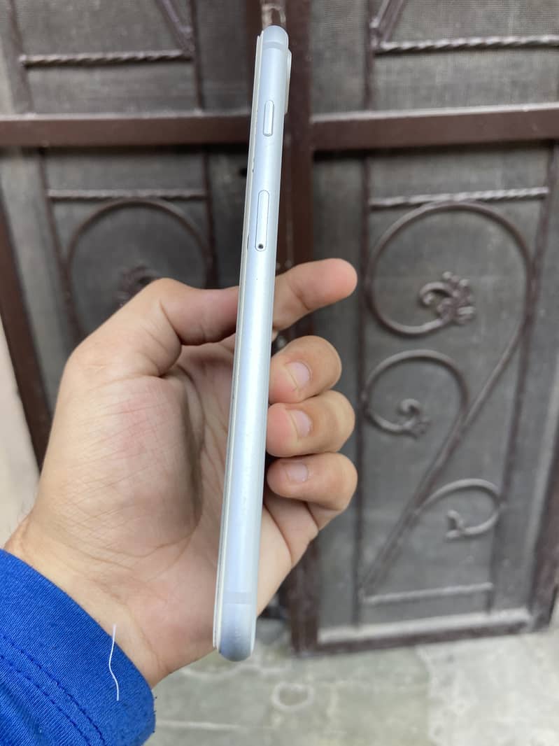Iphone 8 plus 10/10 condition 4