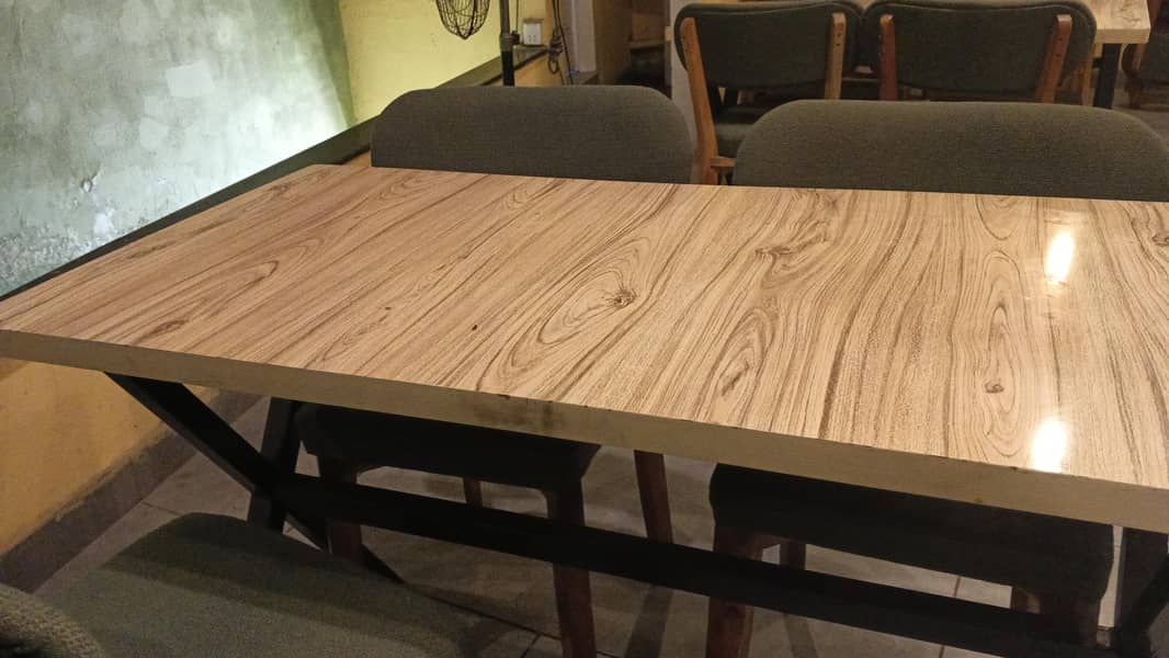 Cafe, Restaurant dining setup 3