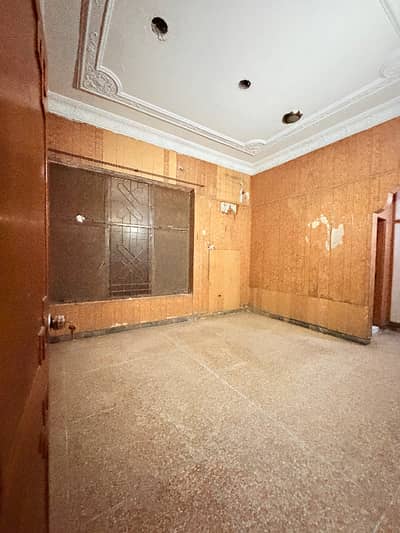 10 Marla Neat And Clean Loawer Portion for rent 0323.4432274