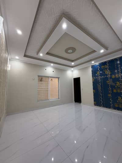 10 Marla Vvip Brand New Lower Portion Fully tiled 0323.4432274