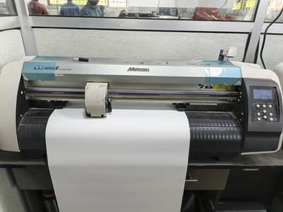 2 Roland and 2 Mimaki Ploters on sells
