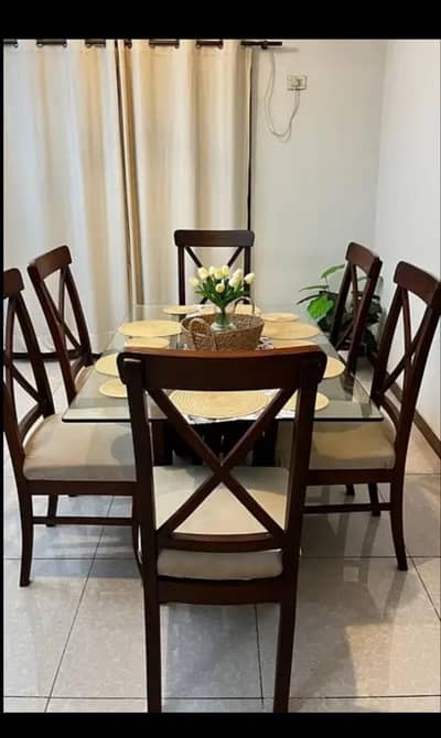 Elegant Dinning Table for sale