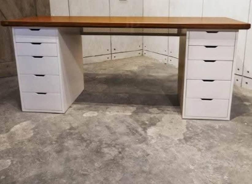 Office Table's 8