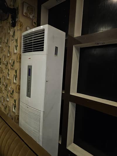 Floor Standing Ac's with outers 8 pieces Available for sale