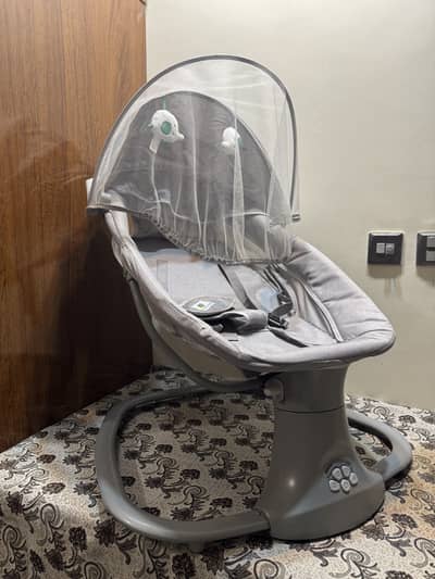 Brand New Original Mastela 3 in 1 Baby Swing (2-3 Days Used)