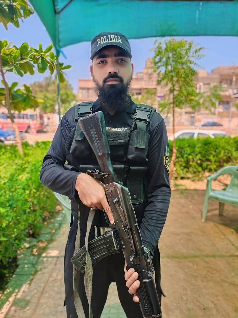 Security Guard's| Security Supervisors| Protection Squad| & much more. 12