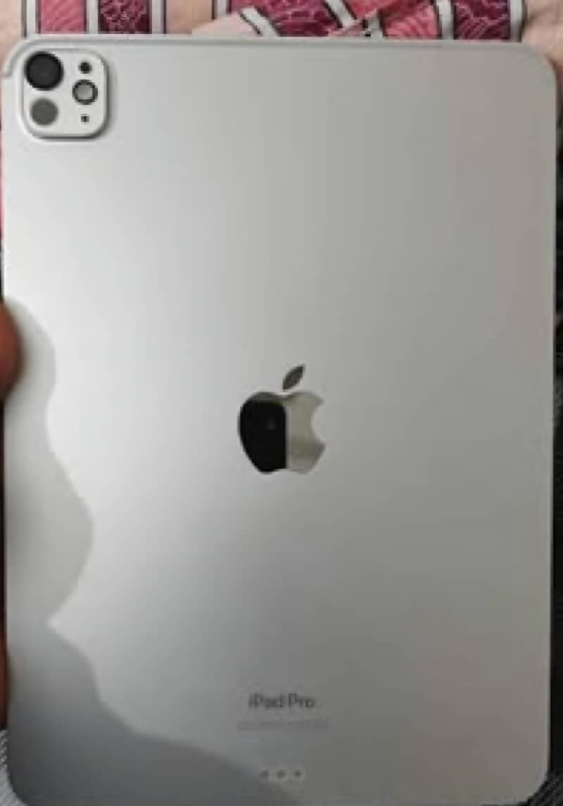 ipad m4 0