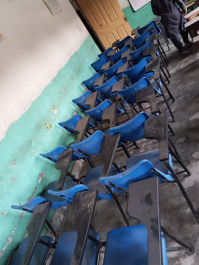 Boss College/School/University Study Side arm Chairs