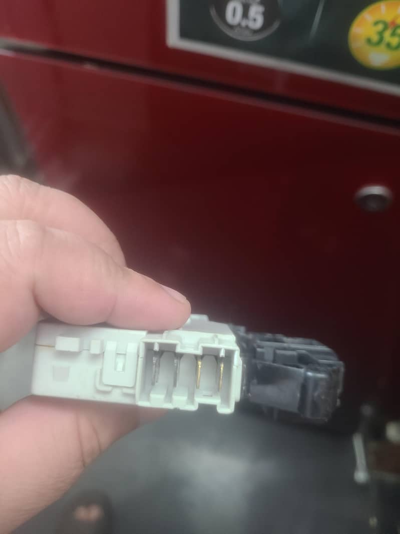 Door lock switch automatic washing machine 1