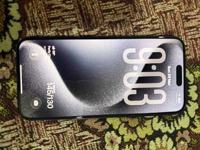 iPhone 15 pro max Locked 256gb 89% battery { 12 , 13 , 14 , 15 , 16 }