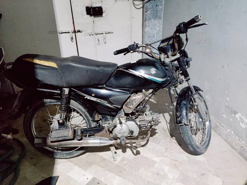 Suzuki 6
