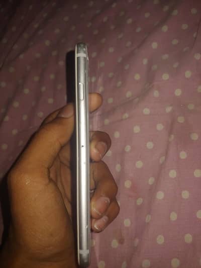 iPhone 8 back brick