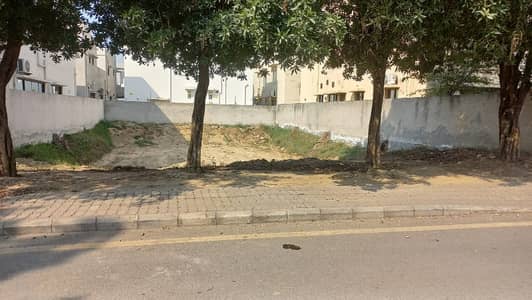 1 Kanal Plot For Sale EE Block Bahria Town Lahore