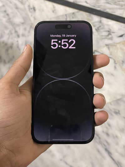 Iphone 14 pro 9.5/10 waterpack