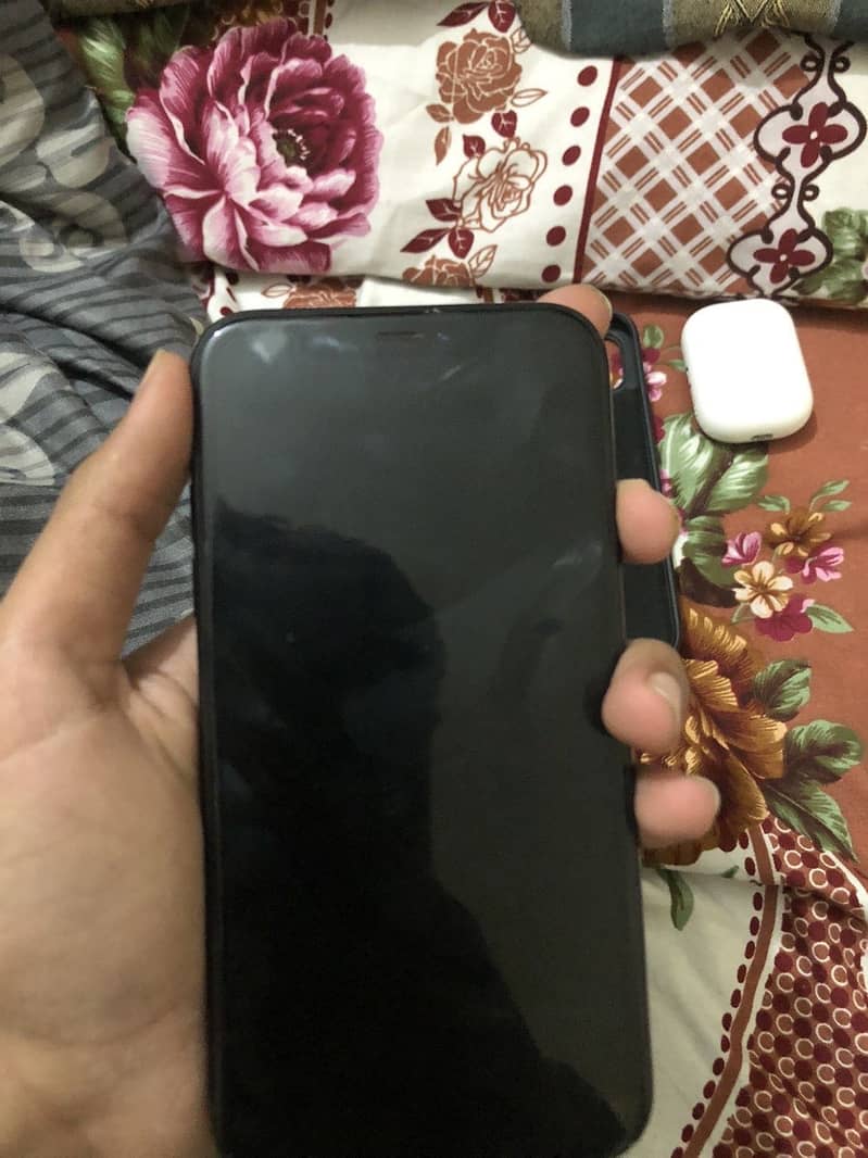Iphone xr 4
