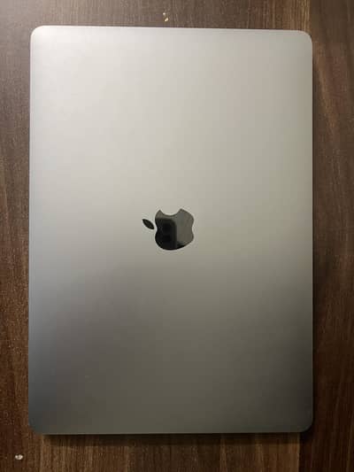 Macbook pro M1 8/256 GB