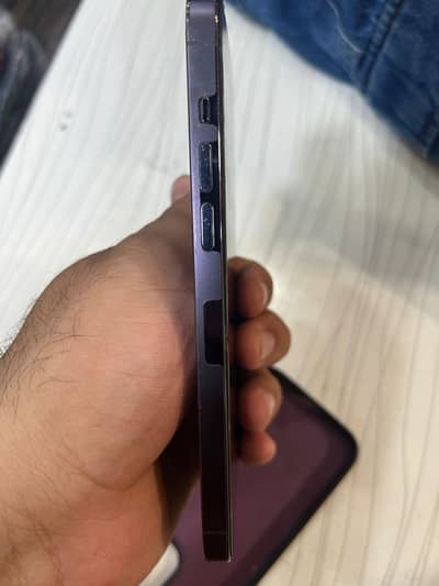 I phone 14 pro max jv