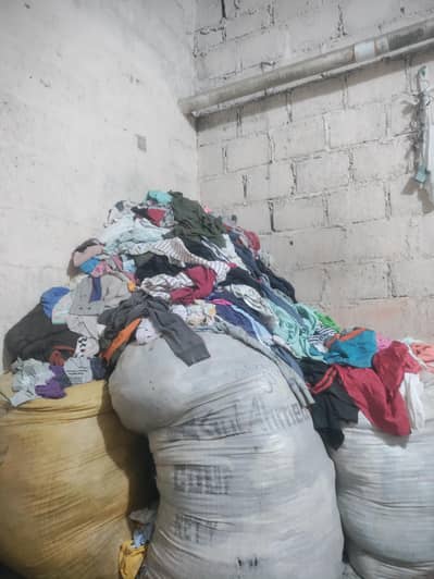 MIX Maal 2600 pieces whole lot for sale