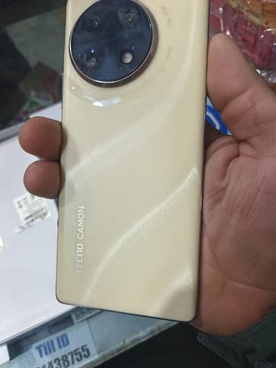 Tecno camon 30s