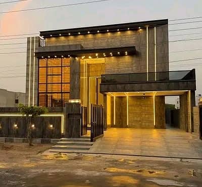 1 Kanal House For sale In Nasheman-e-Iqbal Phase 2 Lahore