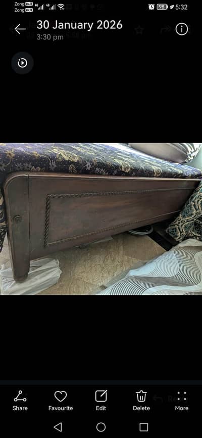 ghar ka bna hua achi wooden used har ki