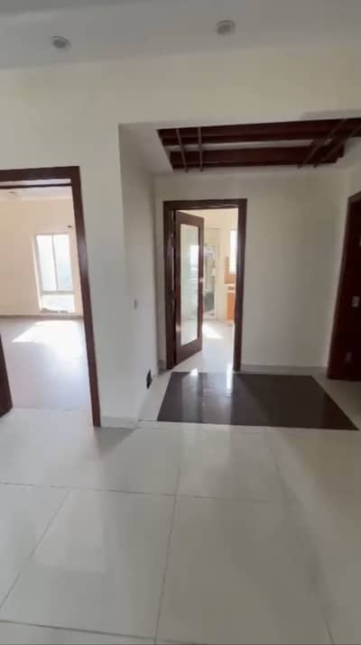 6 marla non furnish 2 bed apartment For Rent