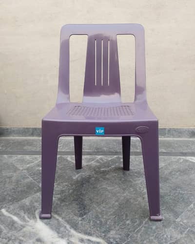 VIP 610 Plastic chairs