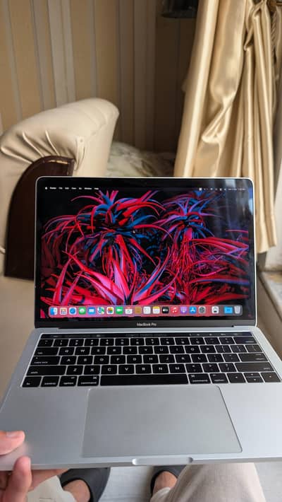 Macbook 2016 8/512gb