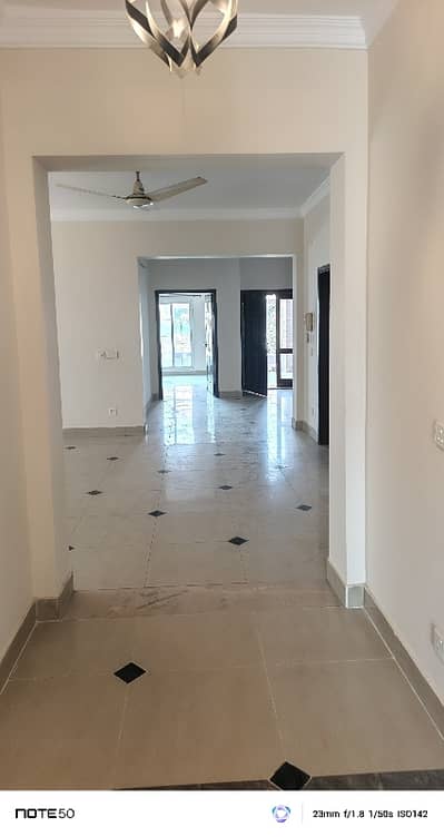 Upper Portion For Rent