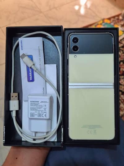 Samsung Z Flip 3 Official PTA Approvdd 256GB Box Charger 0334/036/0450