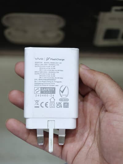 vivo 90w original charger UK plug