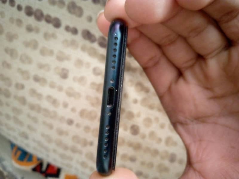 IPHONE SE 3RD GENERATION 1