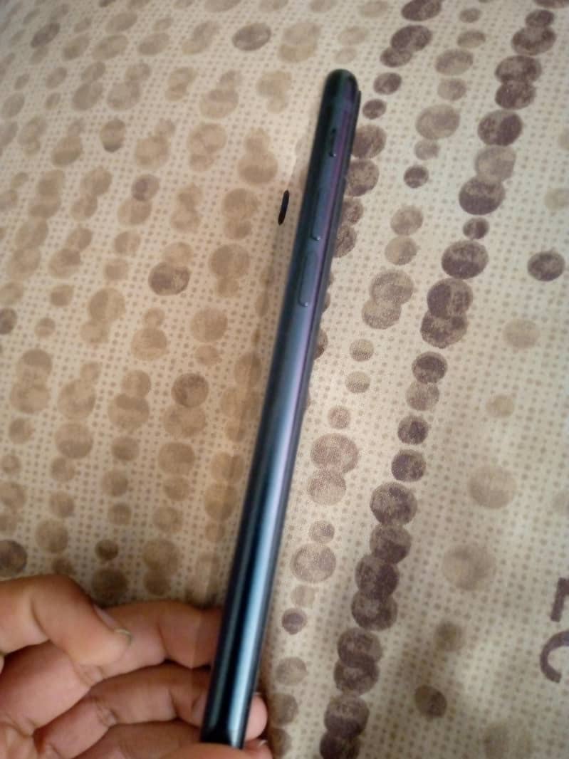 IPHONE SE 3RD GENERATION 3