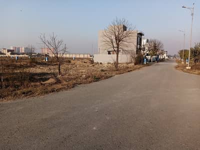 Low Budget Good Investment At Beautiful Location 5 Marla Possession Plot For Sale