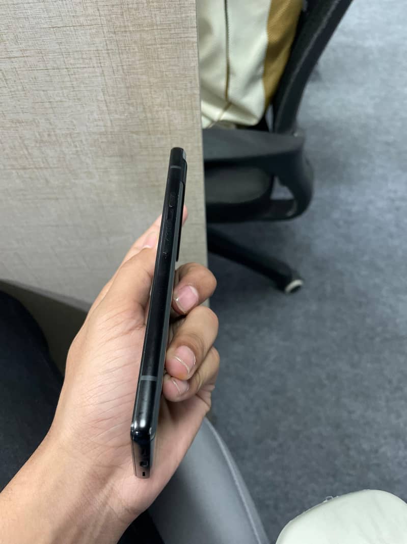 Google pixel 6a 3