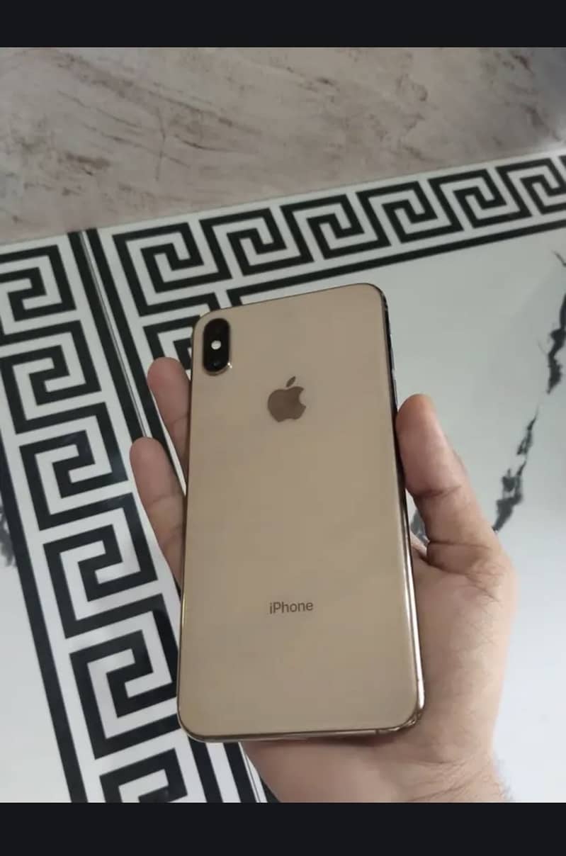 iPhone XS 0